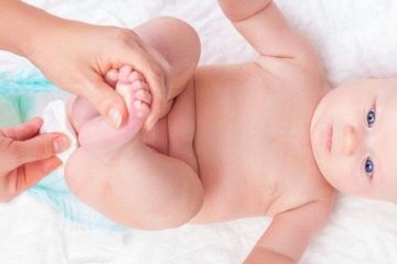 Trẻ sơ sinh bị táo bón – liệu có đáng lo?